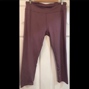 Fabletics 7/8 length legging